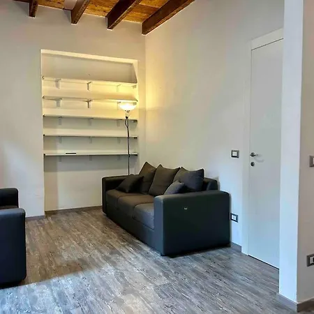 C_78 In Centro Pieno Di Luce/ A Pochi Minuti Di Distanza Dal Mare - Imbarco Traghetti / Centro Storico Apartment *
